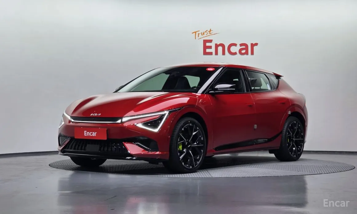 Фото 1 - Kia EV6