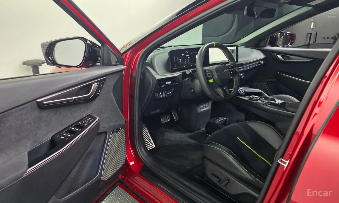 Фото 10 - Kia EV6