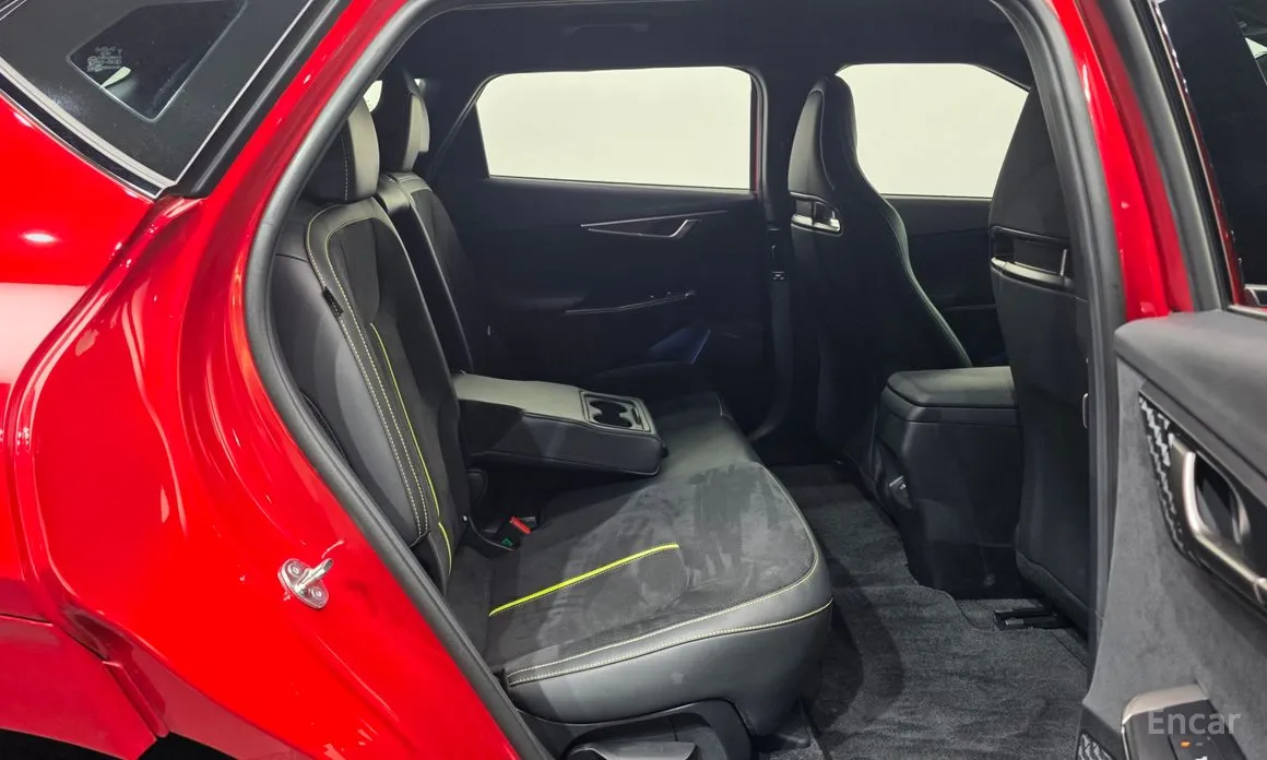 Фото 12 - Kia EV6