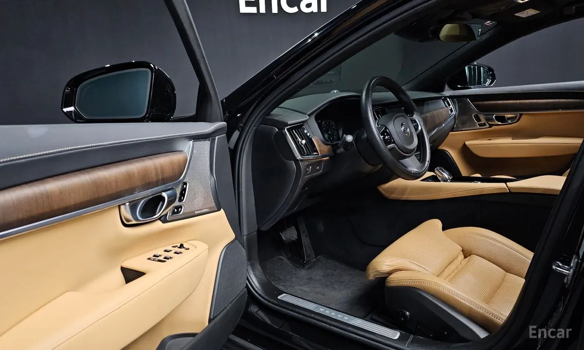 Фото 10 - Volvo S90