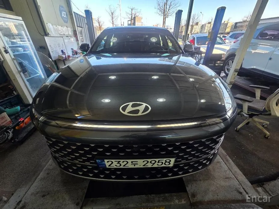 Фото 2 - Hyundai Grandeur