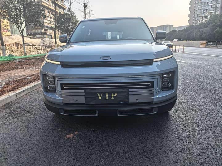 Фото 2 - Geely Icon