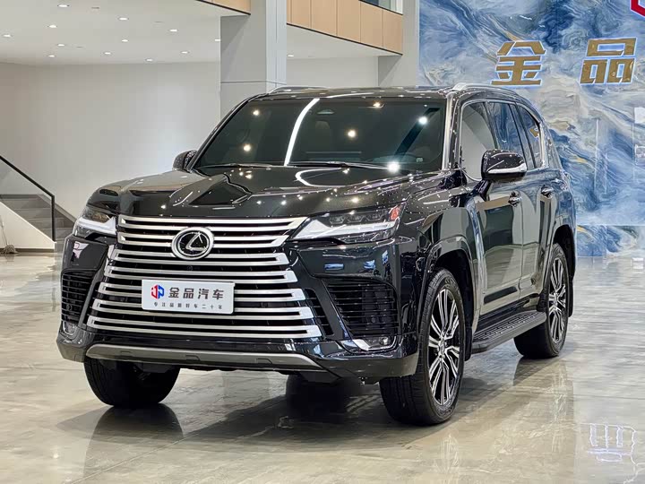 Фото 1 - Lexus LX