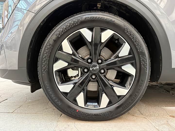 Фото 5 - Kia Sportage