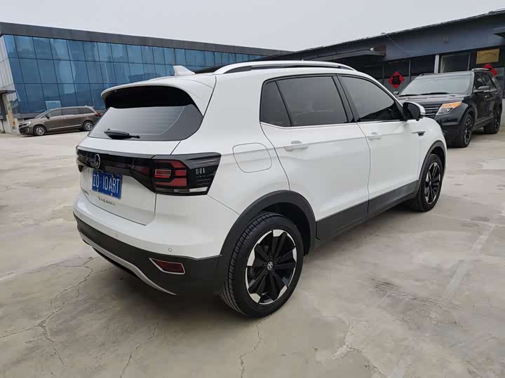 Фото 7 - Volkswagen Tacqua