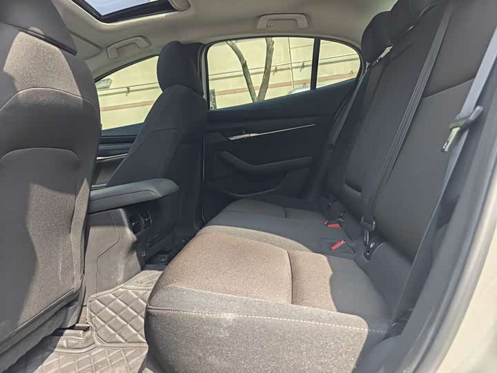 Photo 8 - Mazda 3 (Axela)