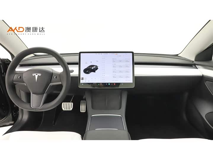 Фото 5 - Tesla Model 3