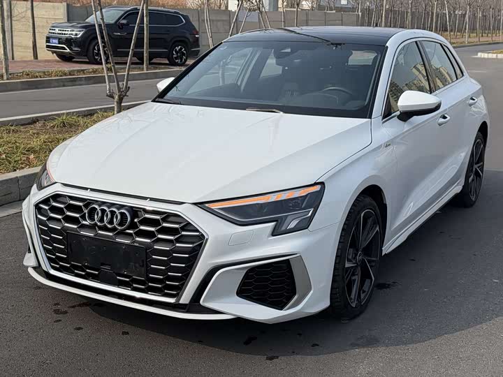 Фото 1 - Audi A3