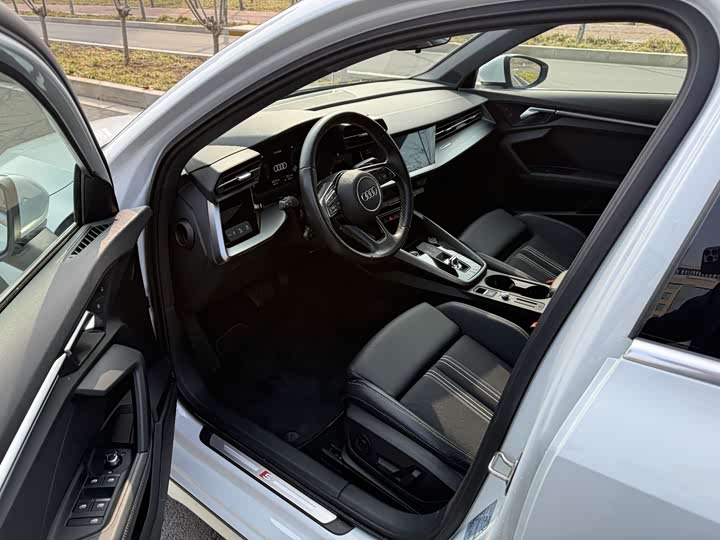 Фото 5 - Audi A3