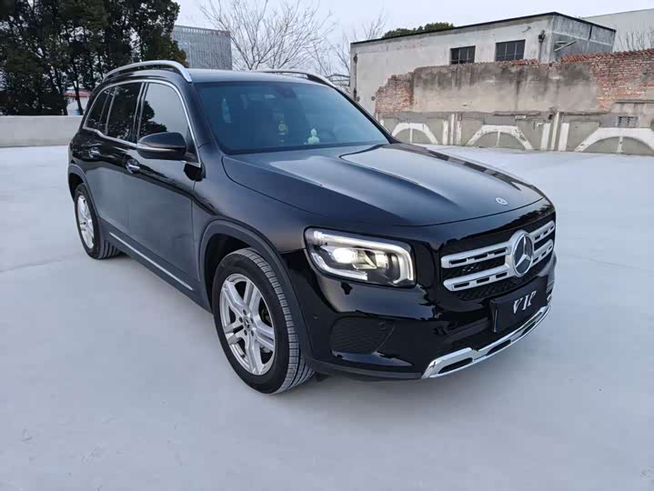 Фото 2 - Mercedes-Benz GLB-Class