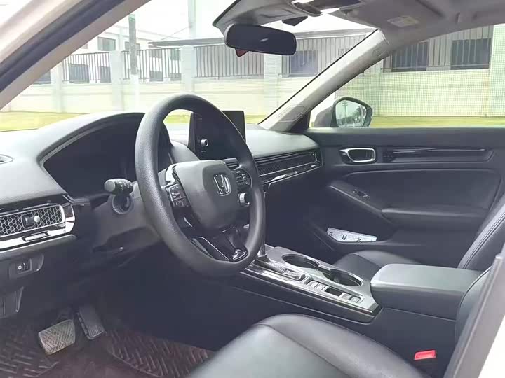 Фото 4 - Honda Integra