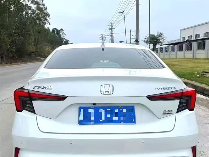 Фото 8 - Honda Integra