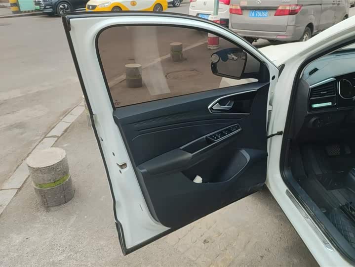 Фото 7 - Jetta VS5