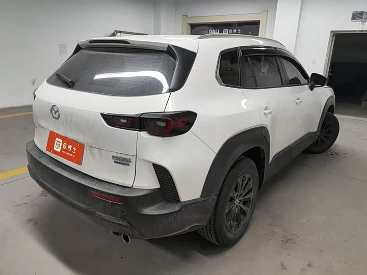 Фото 2 - Mazda CX-50
