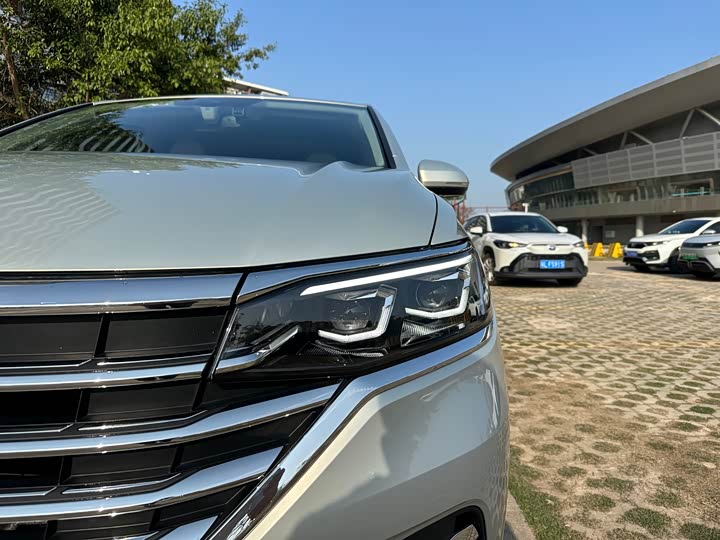 Фото 4 - Volkswagen Viloran