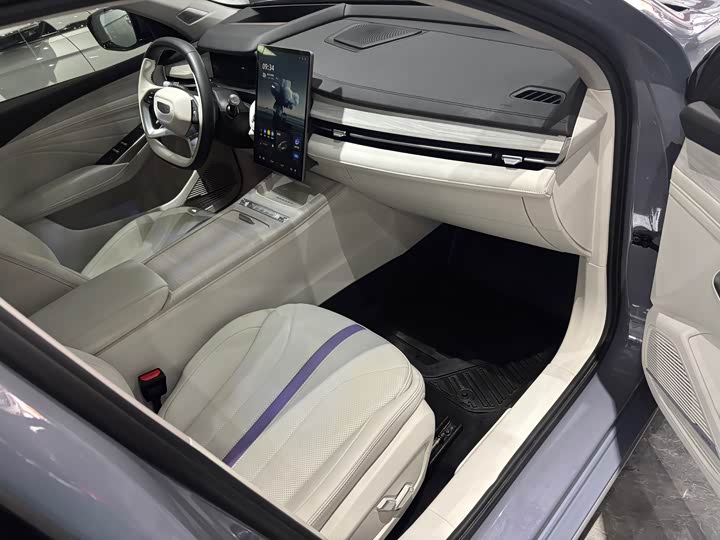 Фото 6 - Geely Preface L