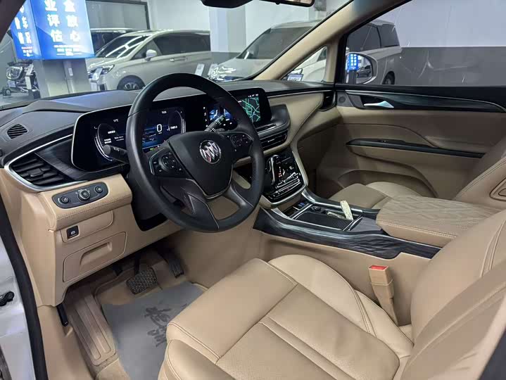 Photo 5 - Buick GL8 ES