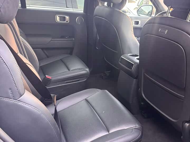 Фото 8 - LiXiang L8