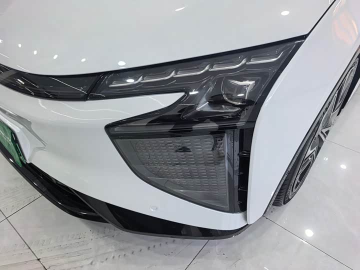 Фото 8 - HiPhi X