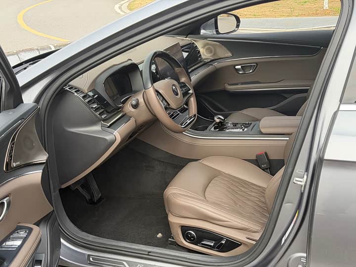 Фото 4 - BYD Han