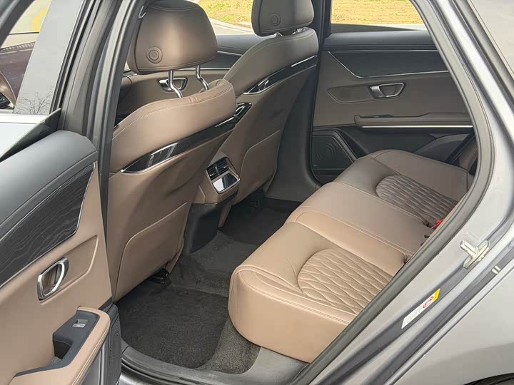 Фото 5 - BYD Han