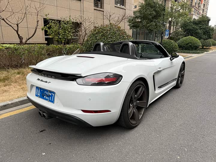 Фото 6 - Porsche 718