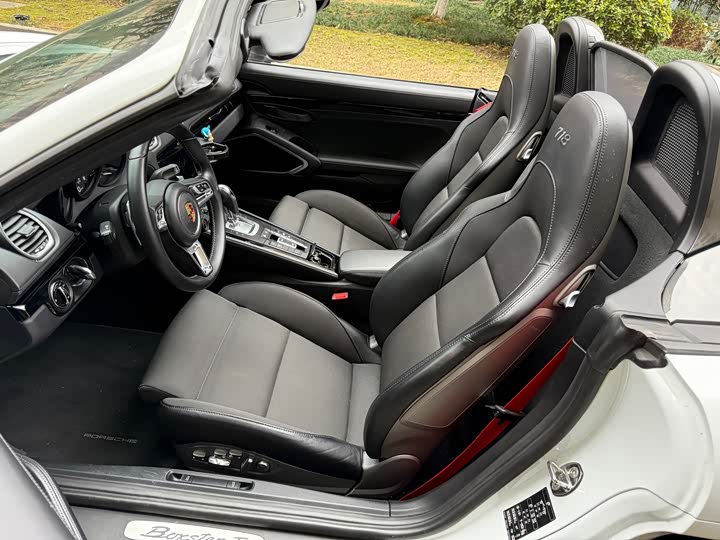 Фото 7 - Porsche 718