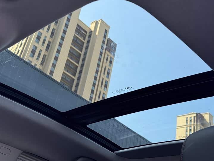 Фото 5 - Chevrolet Tracker