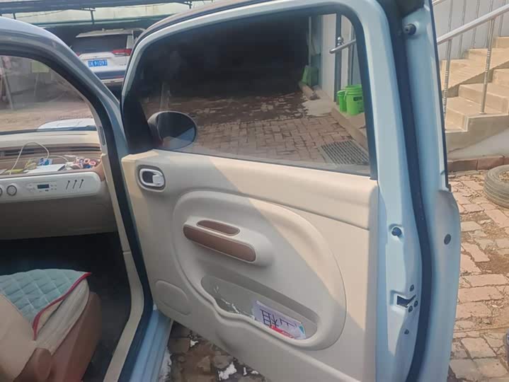 Фото 8 - Bestune Pony