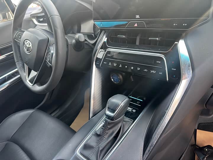 Фото 4 - Toyota Venza