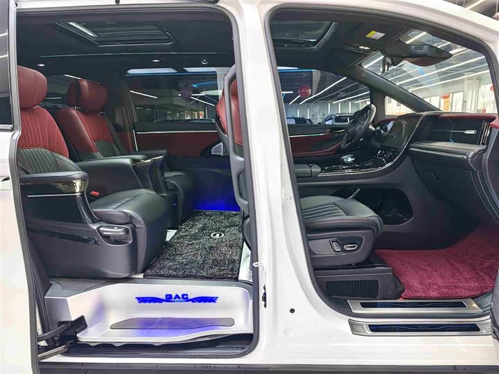 Zdjęcie 9 - GAC Trumpchi M8