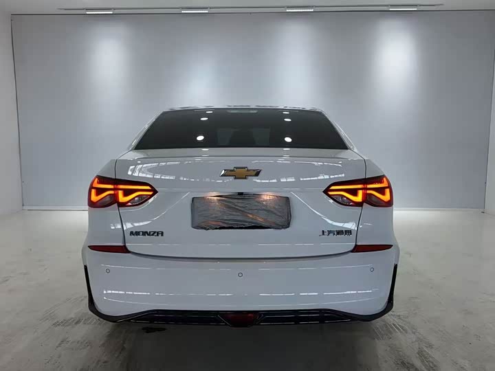 Фото 4 - Chevrolet Monza