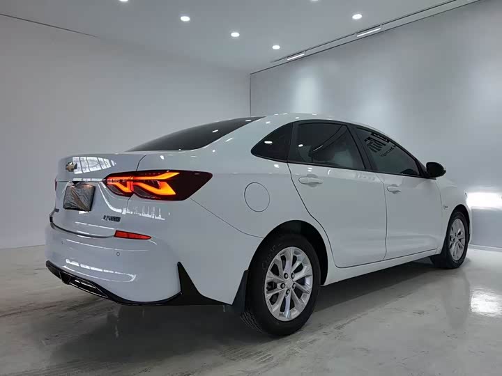 Фото 5 - Chevrolet Monza