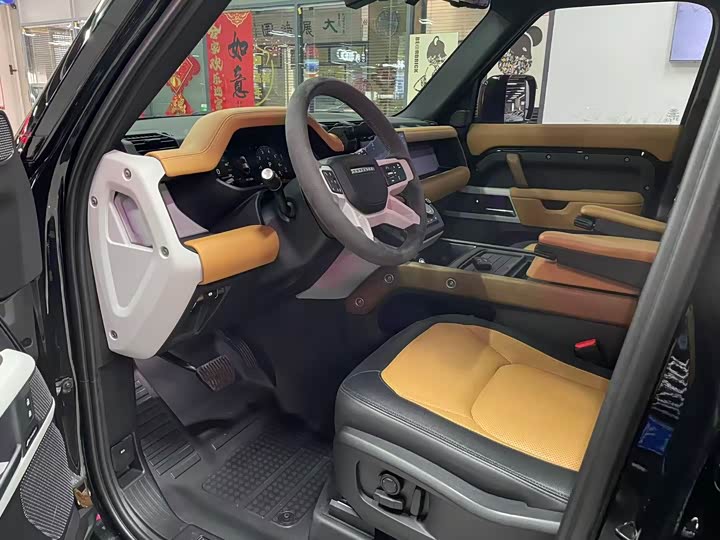 Фото 7 - Land Rover Defender