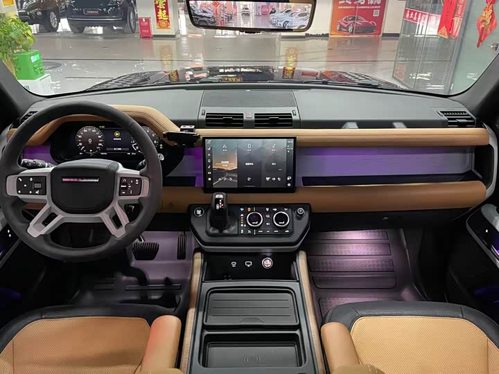 Фото 8 - Land Rover Defender