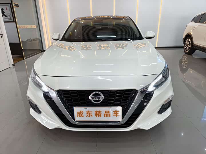 Photo 2 - Nissan Teana