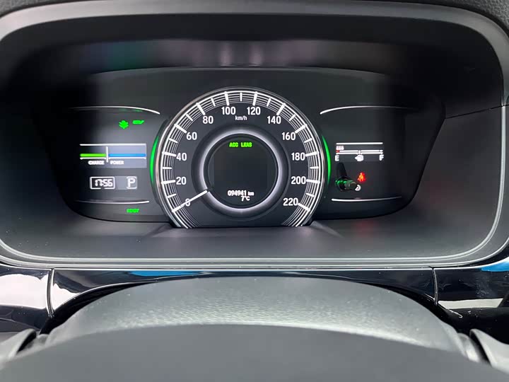 Фото 9 - Honda Elysion