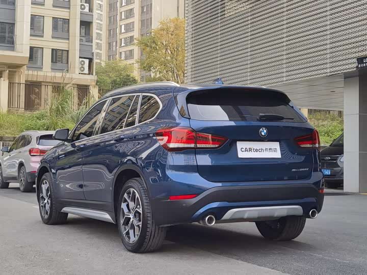 Фото 6 - BMW X1