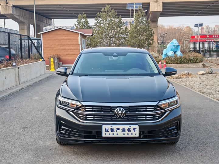 Фото 2 - Volkswagen Sagitar L