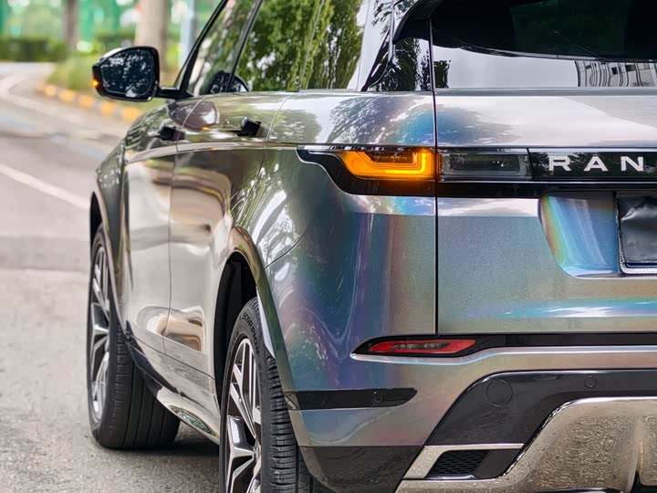 Фото 8 - Land Rover Range Rover Evoque L