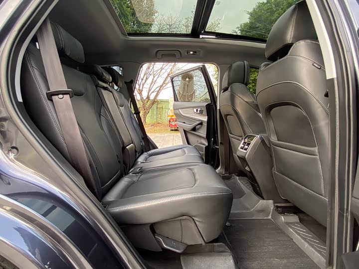 Фото 9 - Chery Tiggo 8 Plus