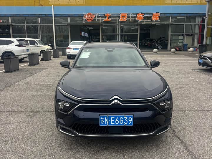 Фото 2 - Citroen C5 X