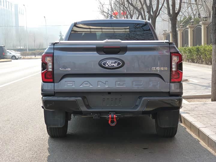Photo 4 - Ford Ranger