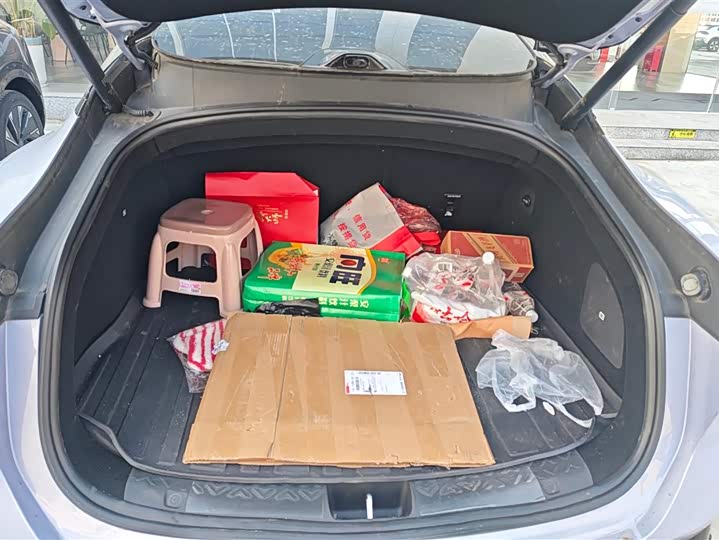 Фото 4 - Avatr 06