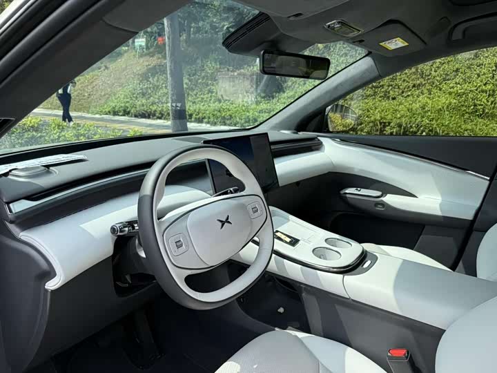 Фото 6 - XPeng G7