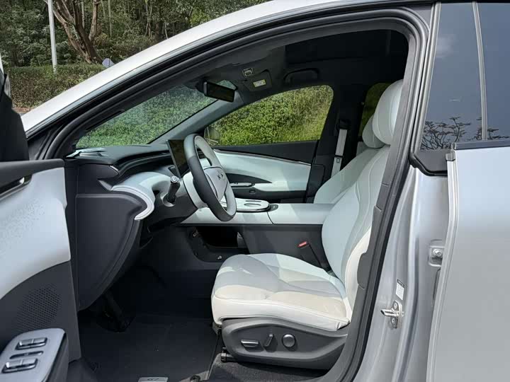 Фото 7 - XPeng G7