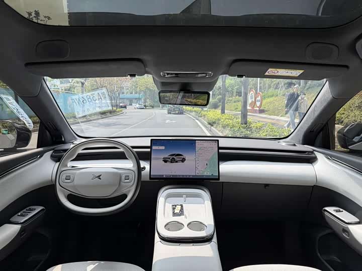 Фото 9 - XPeng G7