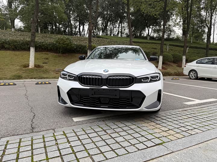 Фото 2 - BMW 3 Series