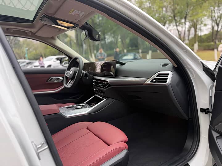 Фото 9 - BMW 3 Series