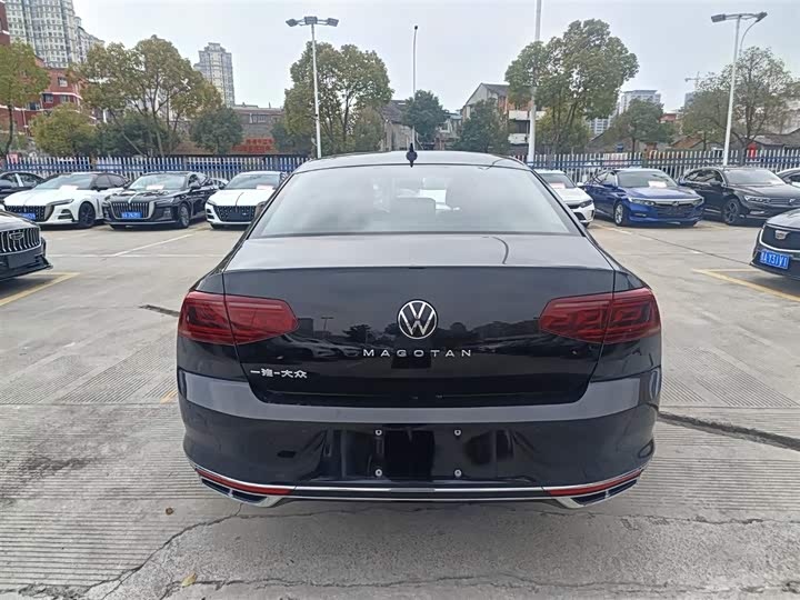 Фото 6 - Volkswagen Magotan